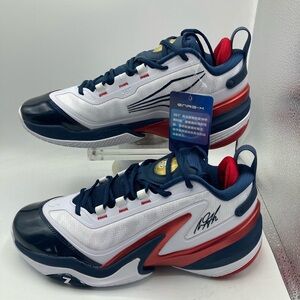 361 Degrees AG5 Road To Gold Basketball Shoe